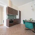 Luxurious Prestige On The St Stephen Road Apartmán Budapešť